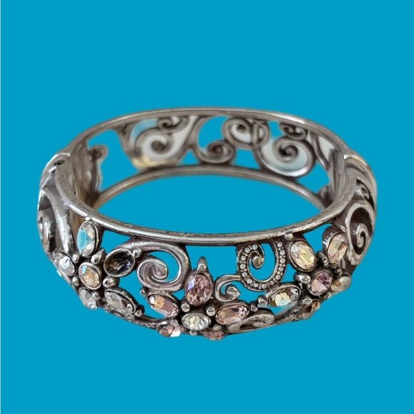 Brighton Garden of Dreams your Heart Heart Elegant Silver Floral Bracelet - Picture 2 of 5